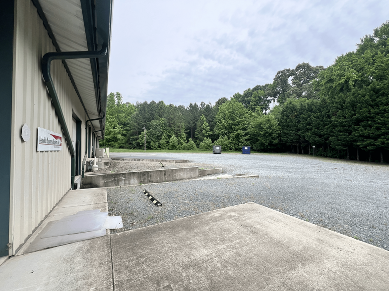 2040 Independence Commerce Dr, Stallings, NC for sale - Building Photo - Image 2 of 27