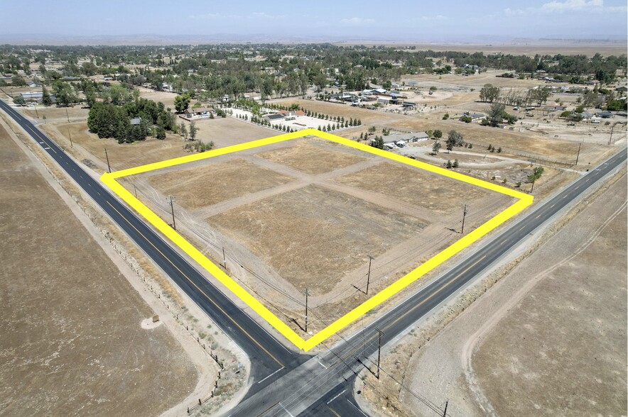 15, Madera, CA for sale - Building Photo - Image 2 of 3