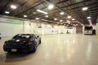 1301-1371 Saw Mill Run Blvd, Pittsburgh, PA for lease Interior Photo- Image 2 of 4