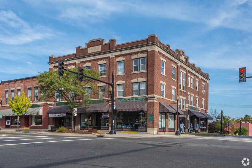 Investment Opportunity in Ravenna portfolio of 3 properties for sale on LoopNet.com - Building Photo - Image 1 of 1