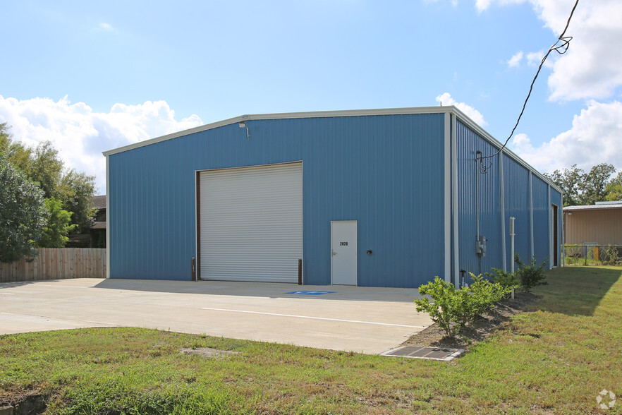 2820 Morning Glory Dr, Pasadena, TX for lease - Primary Photo - Image 1 of 7