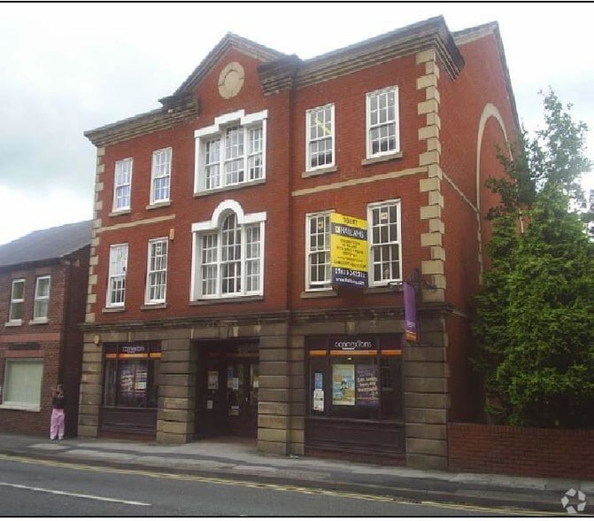 Churchill Way, Macclesfield for sale - Primary Photo - Image 1 of 1
