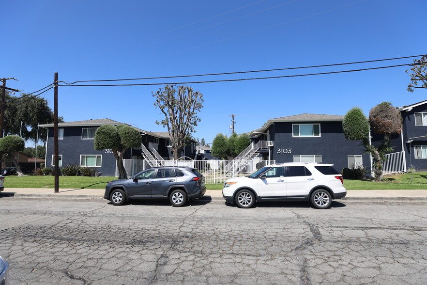 3101-3119 Abbott St, Pomona, CA for sale - Building Photo - Image 2 of 8