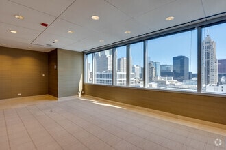 311 S Wacker Dr, Chicago, IL for lease Interior Photo- Image 2 of 6