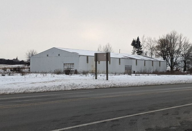 900 NW 6 Mile Rd, Comstock Park, MI for sale - Building Photo - Image 1 of 3