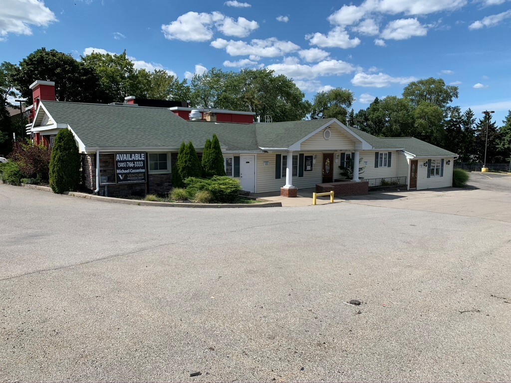 1780 Ridge Rd E, Rochester, NY for lease Building Photo- Image 1 of 2