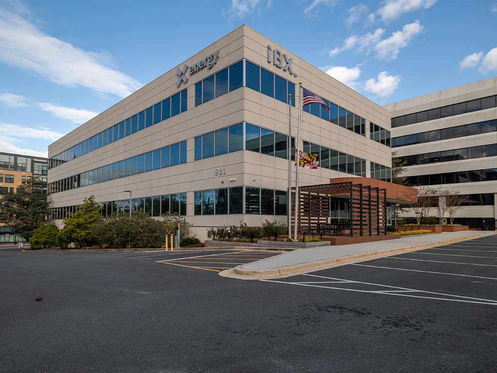 801 Thompson Ave, Rockville, MD for lease Building Photo- Image 1 of 18