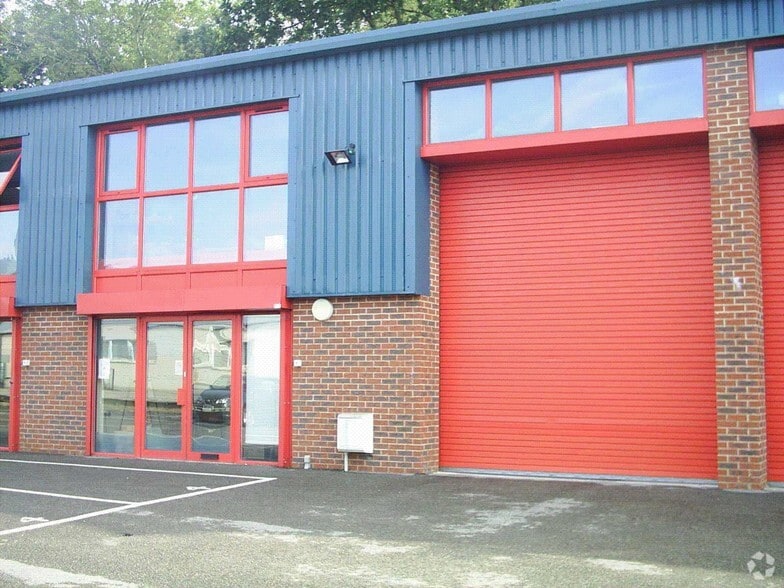 Claylands Rd, Bishops Waltham for lease - Building Photo - Image 2 of 2
