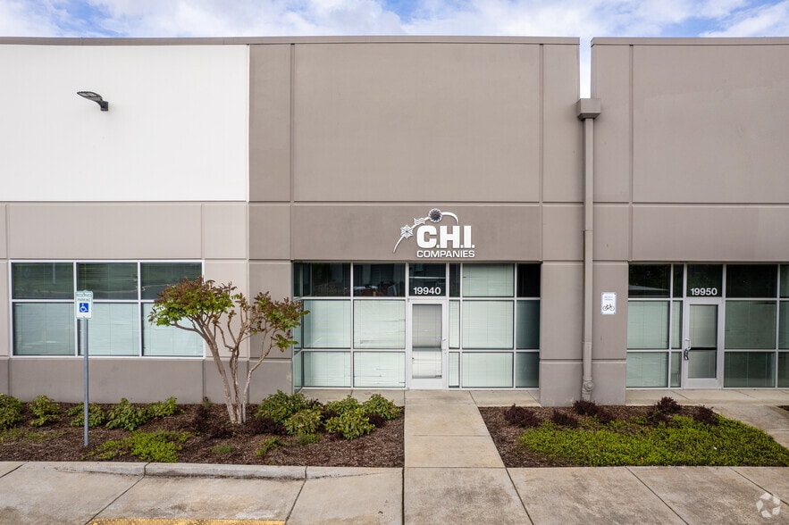 19850-19990 SW 112th Ave, Tualatin, OR for lease - Building Photo - Image 3 of 16