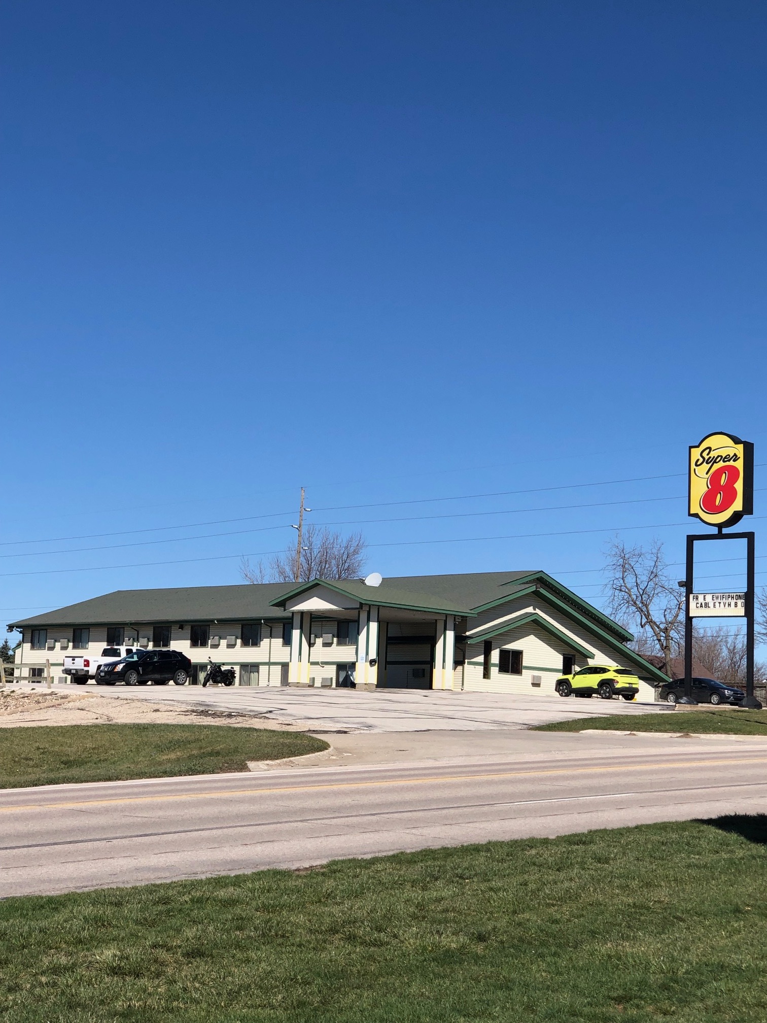 1757 N US Highway 71, Carroll, IA for sale Building Photo- Image 1 of 1