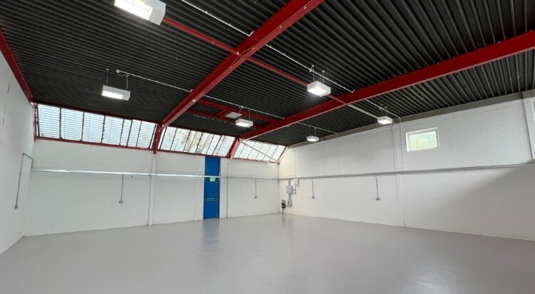 Bells Clos, Newcastle Upon Tyne for lease Interior Photo- Image 1 of 1