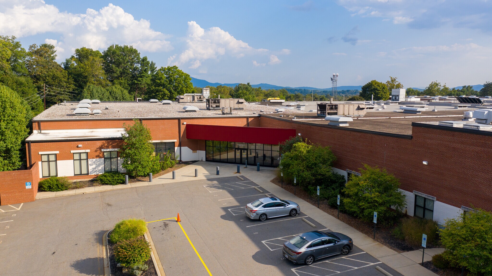 128 Bingham Rd, Asheville, NC 28806 ASC Business Park