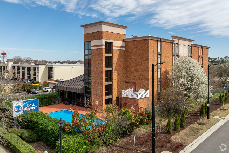 1916 Coliseum Dr, Hampton, VA for sale - Primary Photo - Image 1 of 1