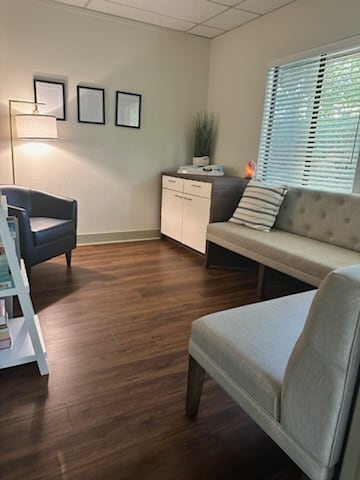 9712 Fair Oaks Blvd, Fair Oaks, CA for lease - Interior Photo - Image 2 of 17