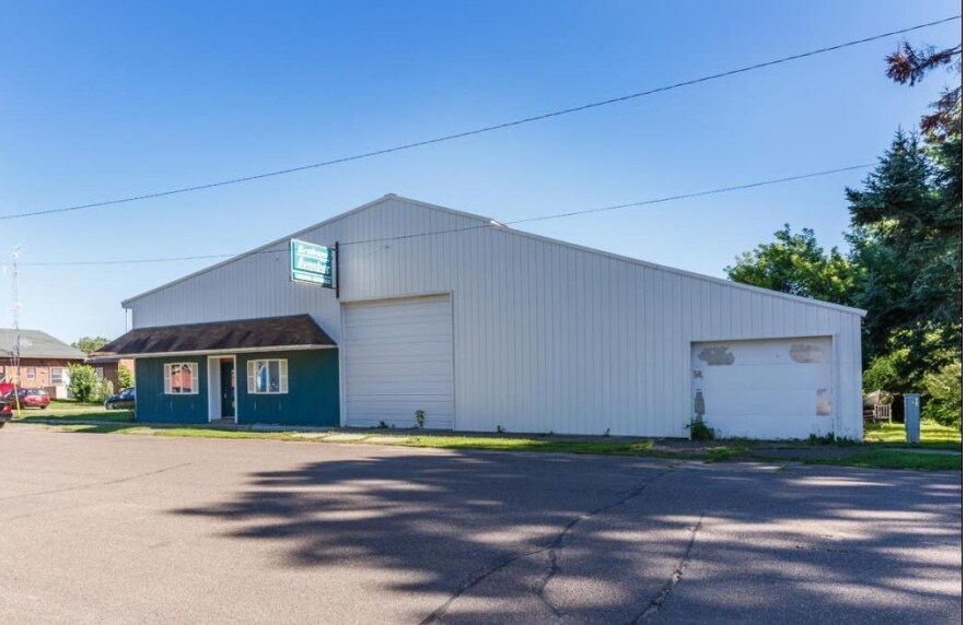 215 2nd St SW, Braham, MN for sale Building Photo- Image 1 of 1