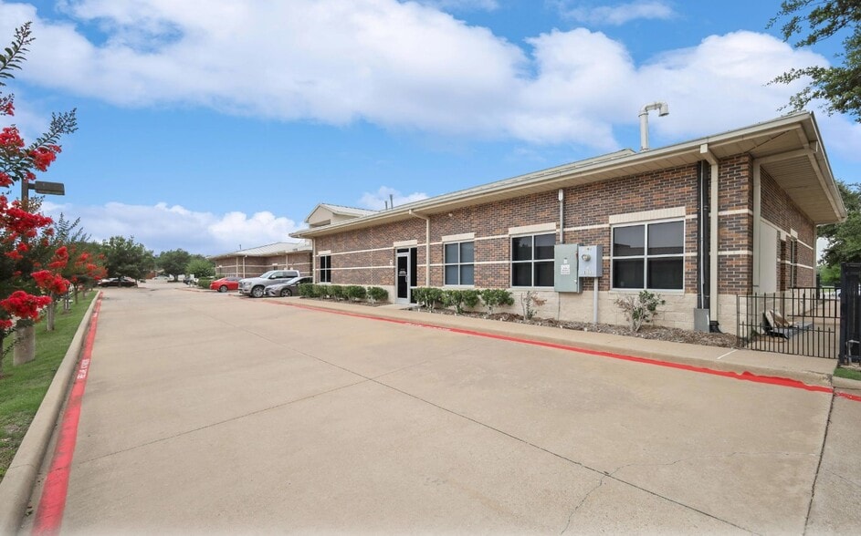 2698 N Galloway Ave, Mesquite, TX for sale - Building Photo - Image 3 of 43