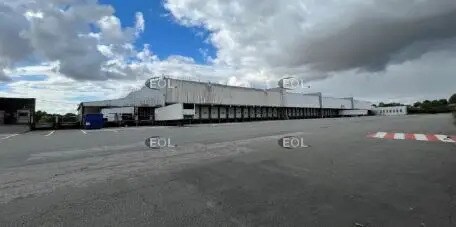 Industrial in Vimy for lease - Building Photo - Image 1 of 2