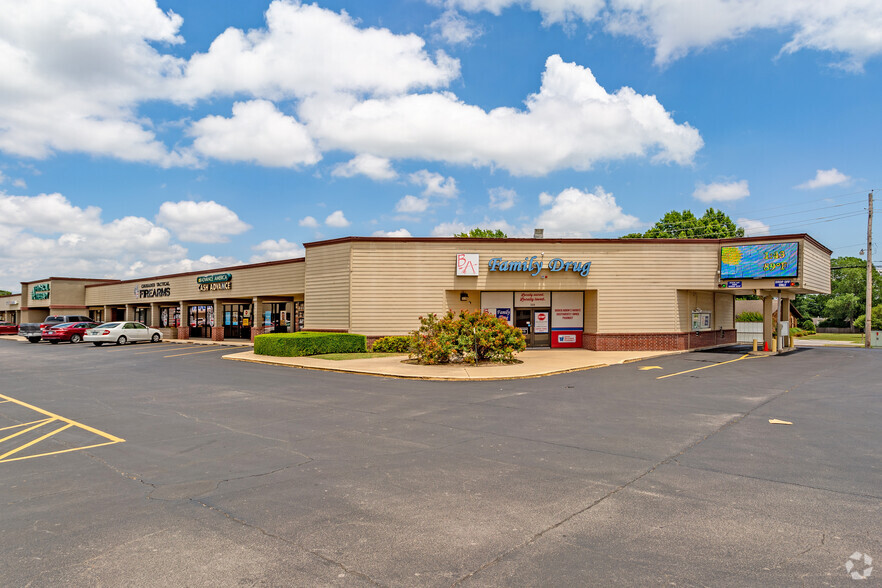 3301-3315 S Elm Pl, Broken Arrow, OK for lease - Primary Photo - Image 1 of 14