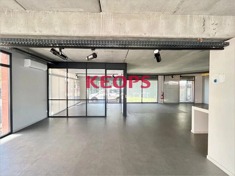 Route De Toulouse, Cornebarrieu for lease - Interior Photo - Image 3 of 9
