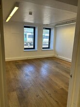 122A Gloucester Ave, London for sale Interior Photo- Image 2 of 3