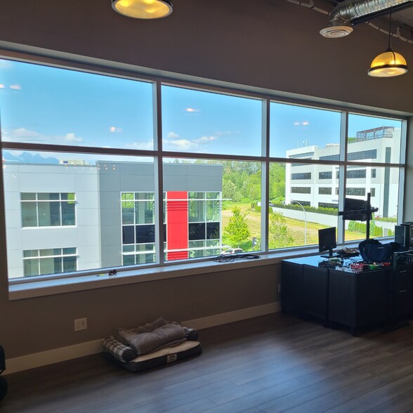 8047 199th St, Langley, BC for lease - Interior Photo - Image 2 of 13