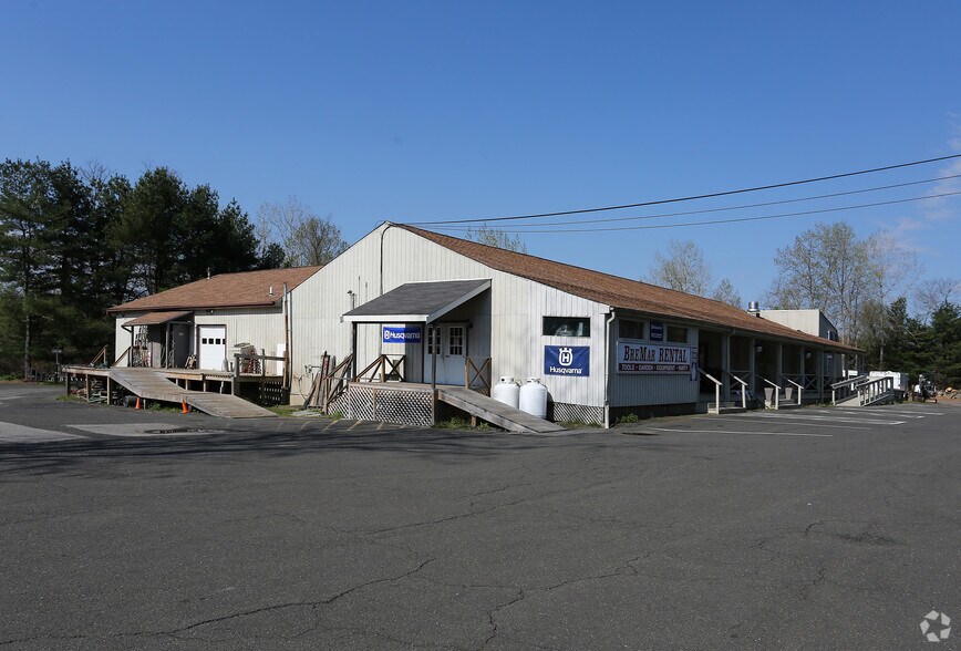 364 Albany Tpke, Canton, CT for sale - Primary Photo - Image 1 of 1