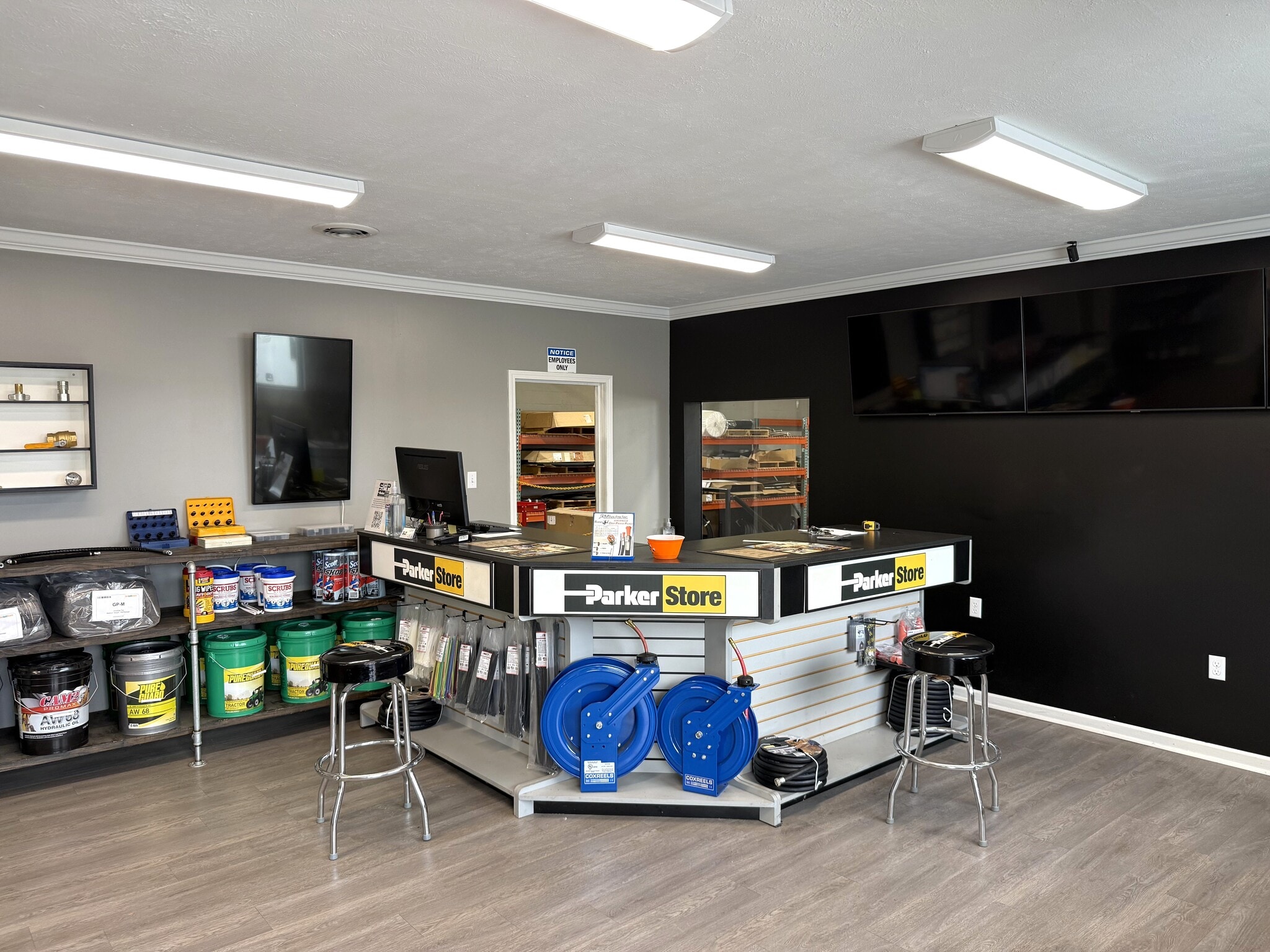 130 Pearce Dr, Morristown, TN for lease Interior Photo- Image 1 of 3