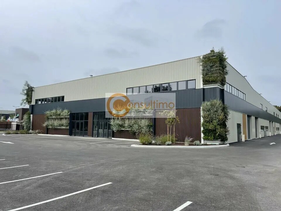 Flex in Salleboeuf for sale Building Photo- Image 1 of 6