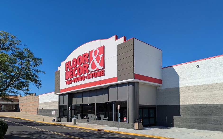 5901 Route 42, Turnersville, NJ for lease - Building Photo - Image 2 of 5