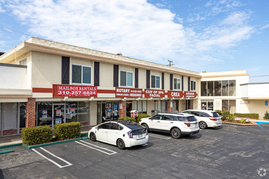 3100-3160 Pacific Coast Hwy, Torrance, CA for lease - Building Photo - Image 2 of 24