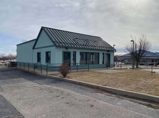 More details for 3325 Sheridan Rd, Zion, IL - Retail for Lease