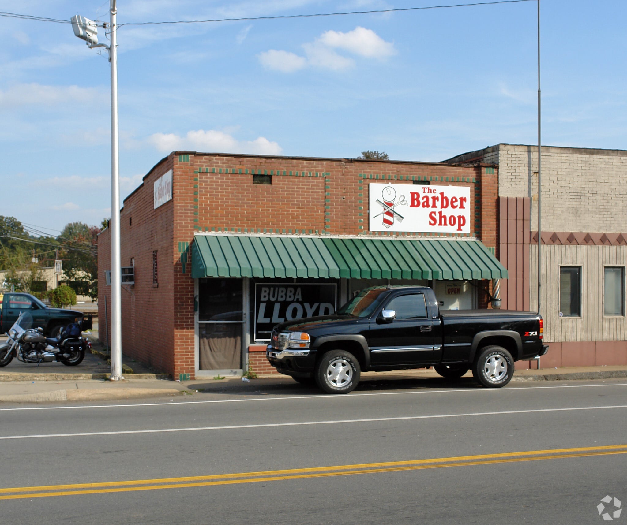 3306-3308 Pike Ave, North Little Rock, AR for lease Primary Photo- Image 1 of 3