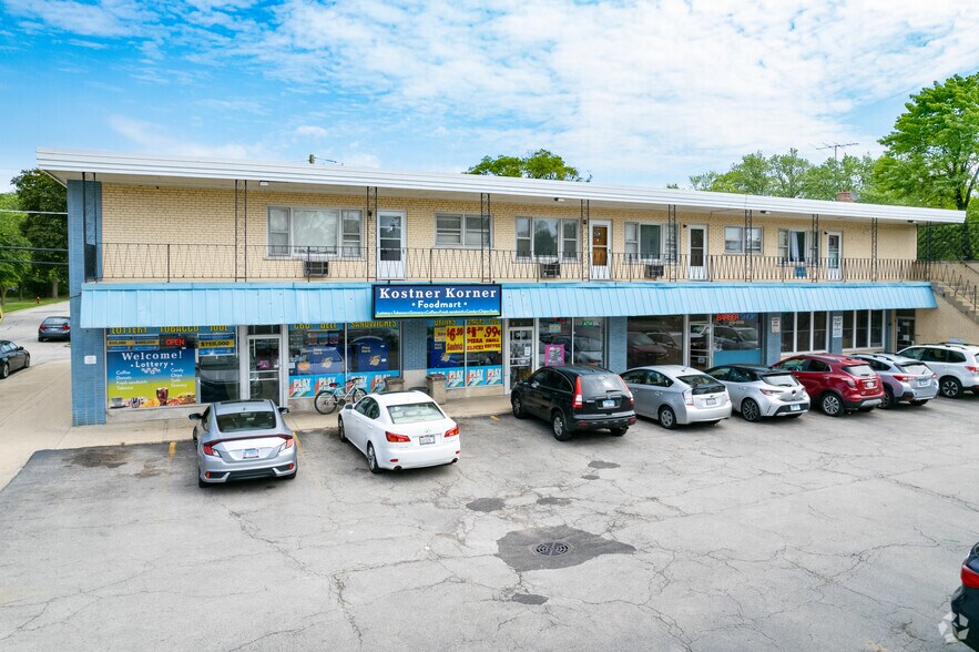 4352 Howard St, Skokie, IL for lease - Primary Photo - Image 1 of 5