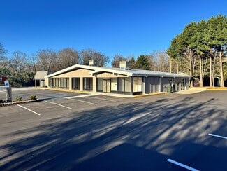 More details for 427 Wade Hampton Blvd, Greenville, SC - Retail for Lease