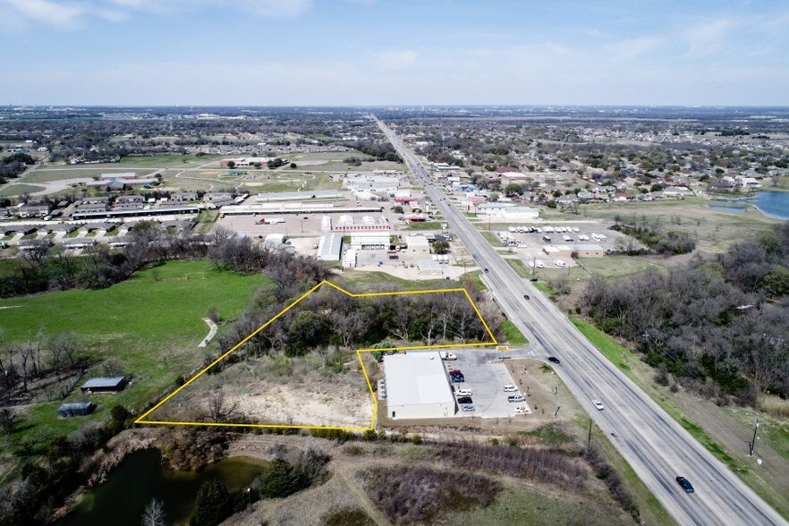 300 N Robinson Dr, Robinson, TX 76706