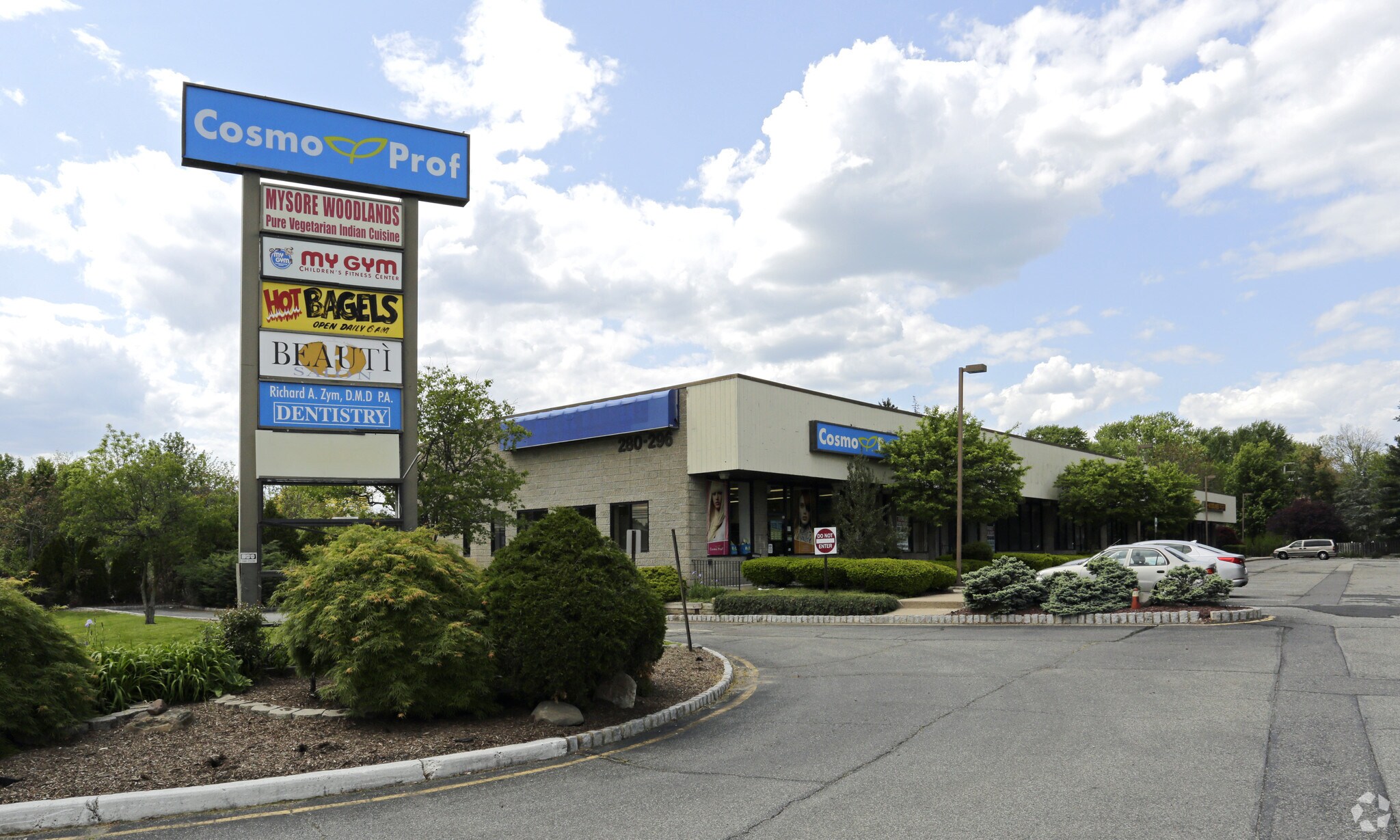 286288 W Route 46, Parsippany, NJ 07054 Meadow Plaza