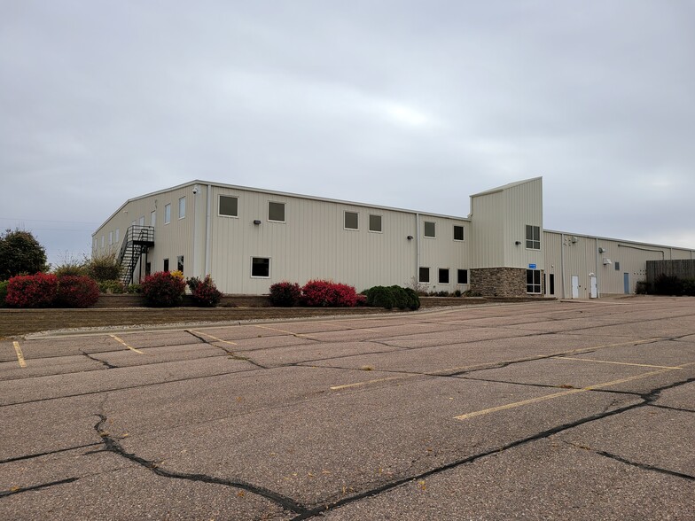 1447 140th St, Larchwood, IA for sale - Primary Photo - Image 1 of 1