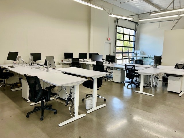 110 Pioneer Way, Mountain View, CA for lease - Interior Photo - Image 3 of 8