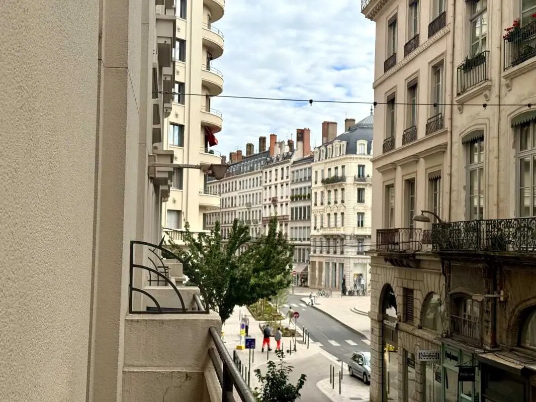 Office in Lyon for lease Building Photo- Image 1 of 10