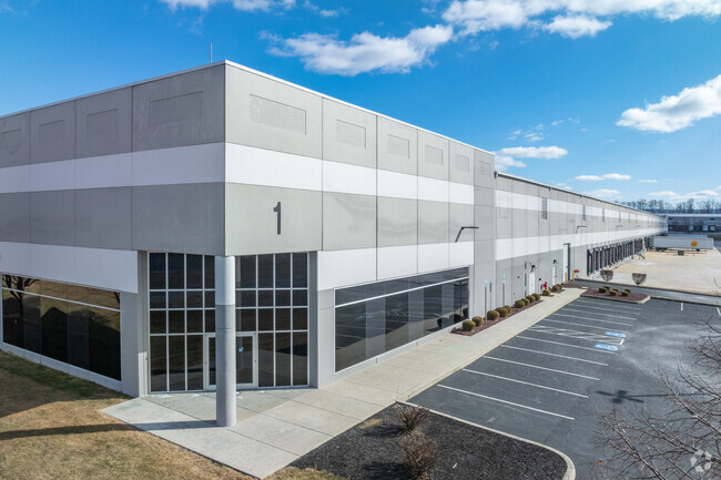 More details for 1 S Shearer Dr, Carlisle, PA - Industrial for Lease