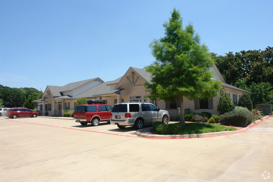 2601 Sagebrush Dr, Flower Mound, TX for lease - Building Photo - Image 3 of 5