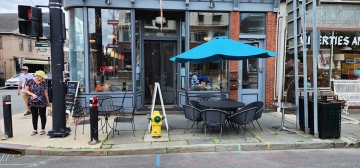 216 Main St, Saugerties, NY for lease Building Photo- Image 1 of 5