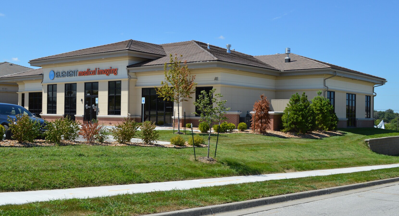 3210 NE Carnegie Dr, Lees Summit, MO 64064