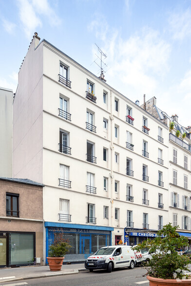 Multifamily in Paris for sale - Primary Photo - Image 1 of 1