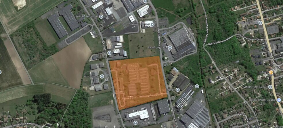 Office in Amilly for lease - Building Photo - Image 2 of 4