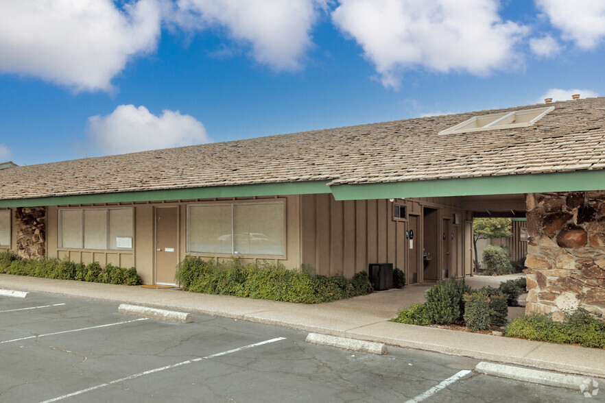 2717 Cottage Way, Sacramento, CA for lease - Building Photo - Image 1 of 9