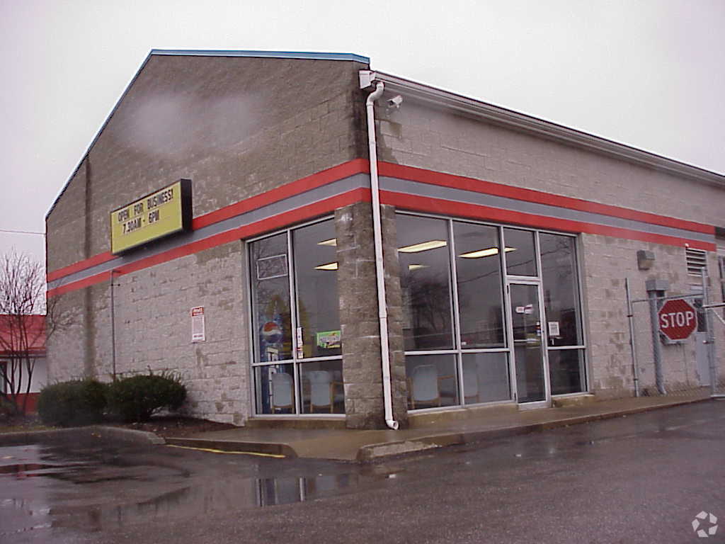 2233 Morse Rd, Columbus, OH, 43229 Auto Repair Property For Sale on