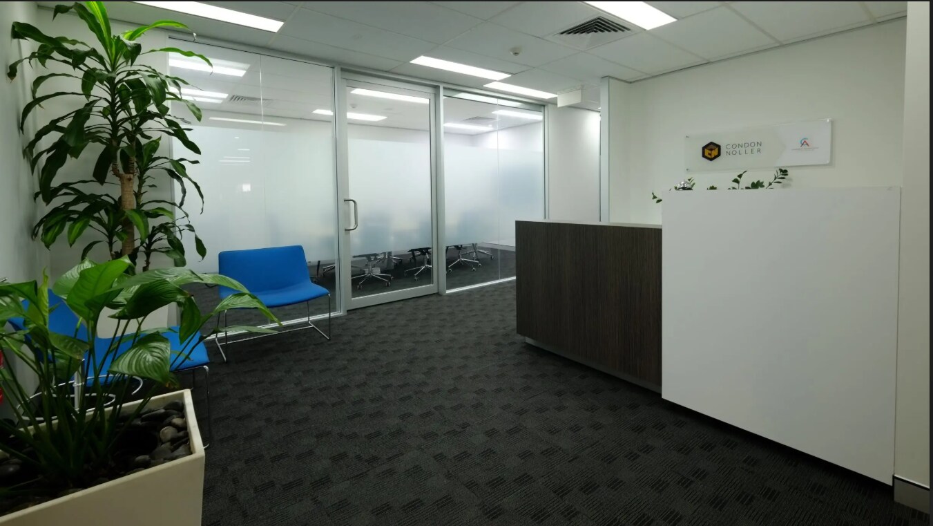 67 Astor Tce, Spring Hill for lease Interior Photo- Image 1 of 7
