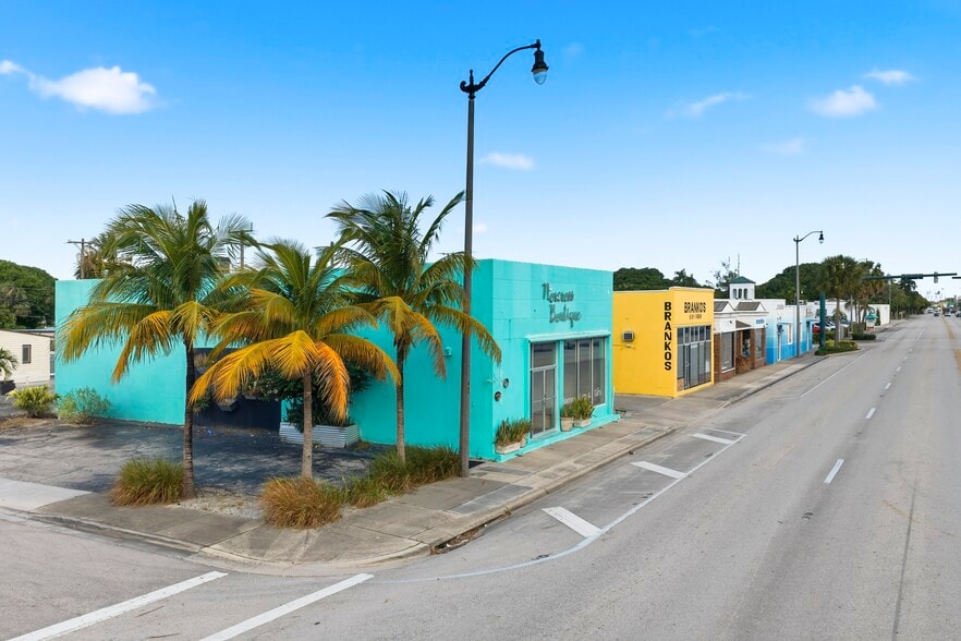 5023 S Dixie Hwy, West Palm Beach, FL for lease - Building Photo - Image 3 of 12