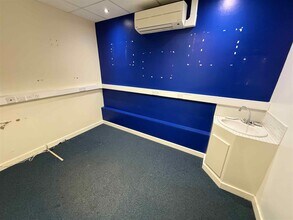 15 Victoria Street, Crewe for lease Interior Photo- Image 2 of 5